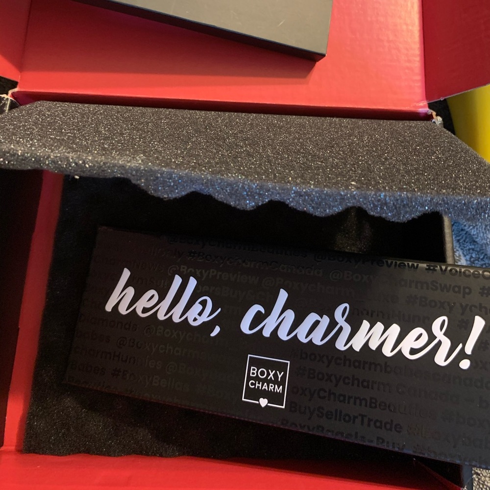 Boxy charm March eyeshadow pallet